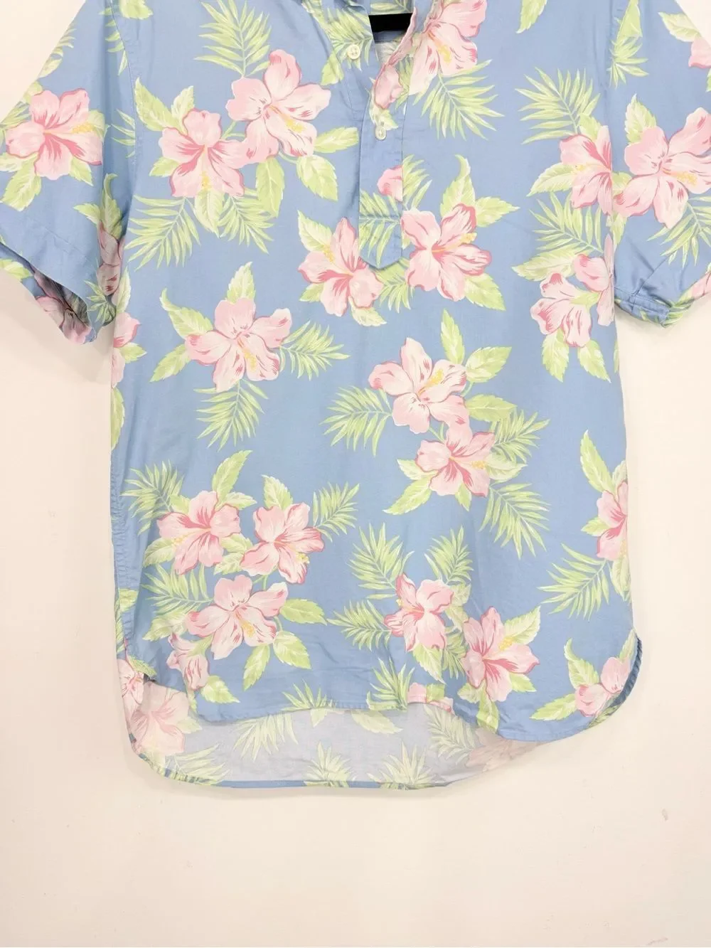 Ralph Lauren Light Blue Tropical Print 100% Cotton Short Sleeve Pullover Shirt